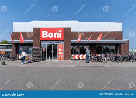 Boni .